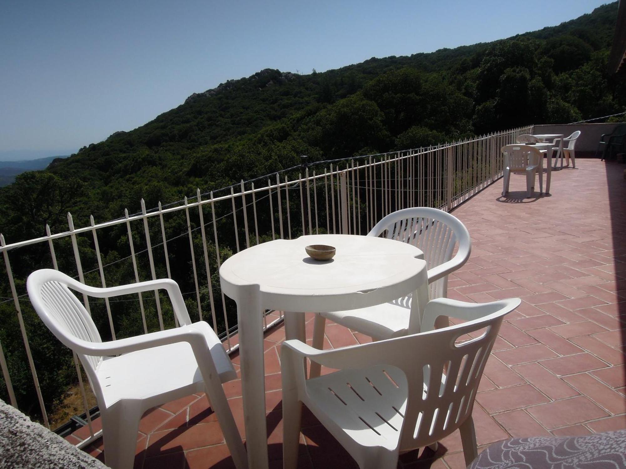 Casa Solotti Pensionat Nuoro  Exteriör bild