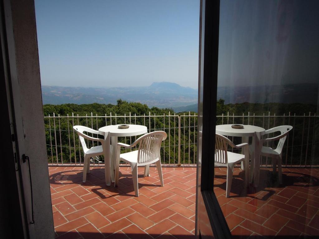Casa Solotti Pensionat Nuoro  Rum bild