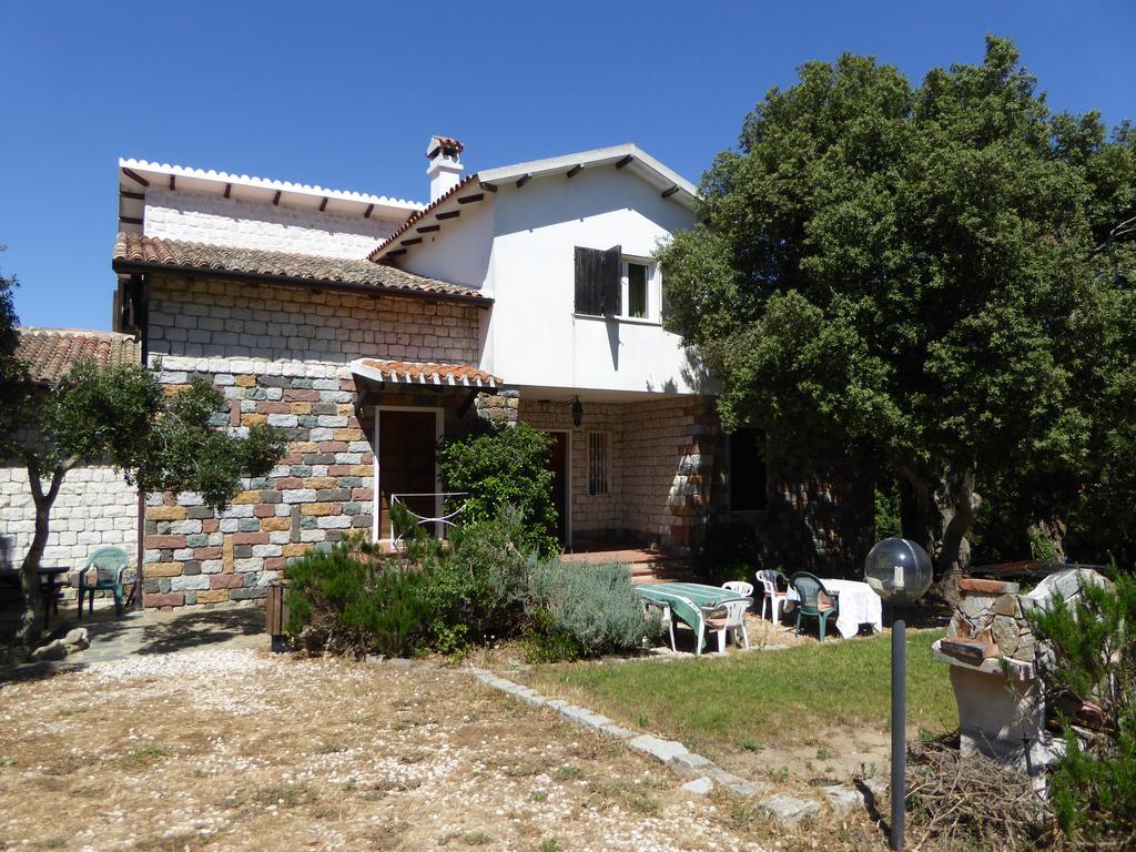 Casa Solotti Pensionat Nuoro  Exteriör bild