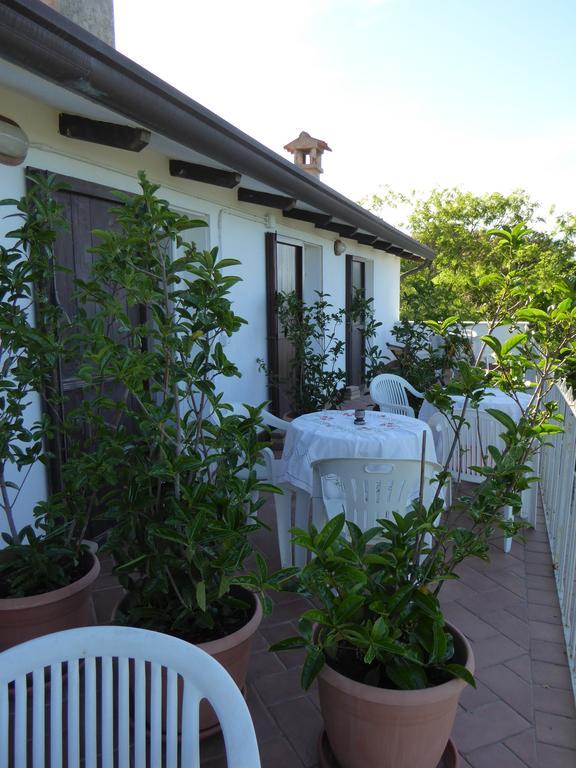 Casa Solotti Pensionat Nuoro  Exteriör bild