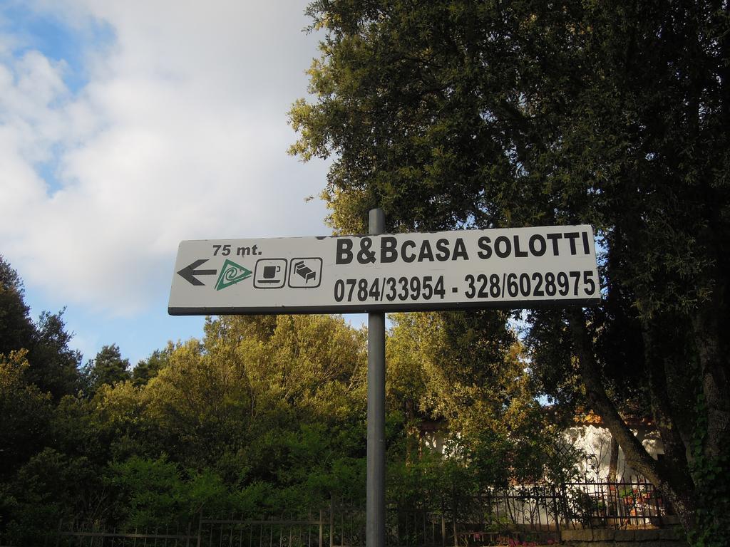 Casa Solotti Pensionat Nuoro  Exteriör bild